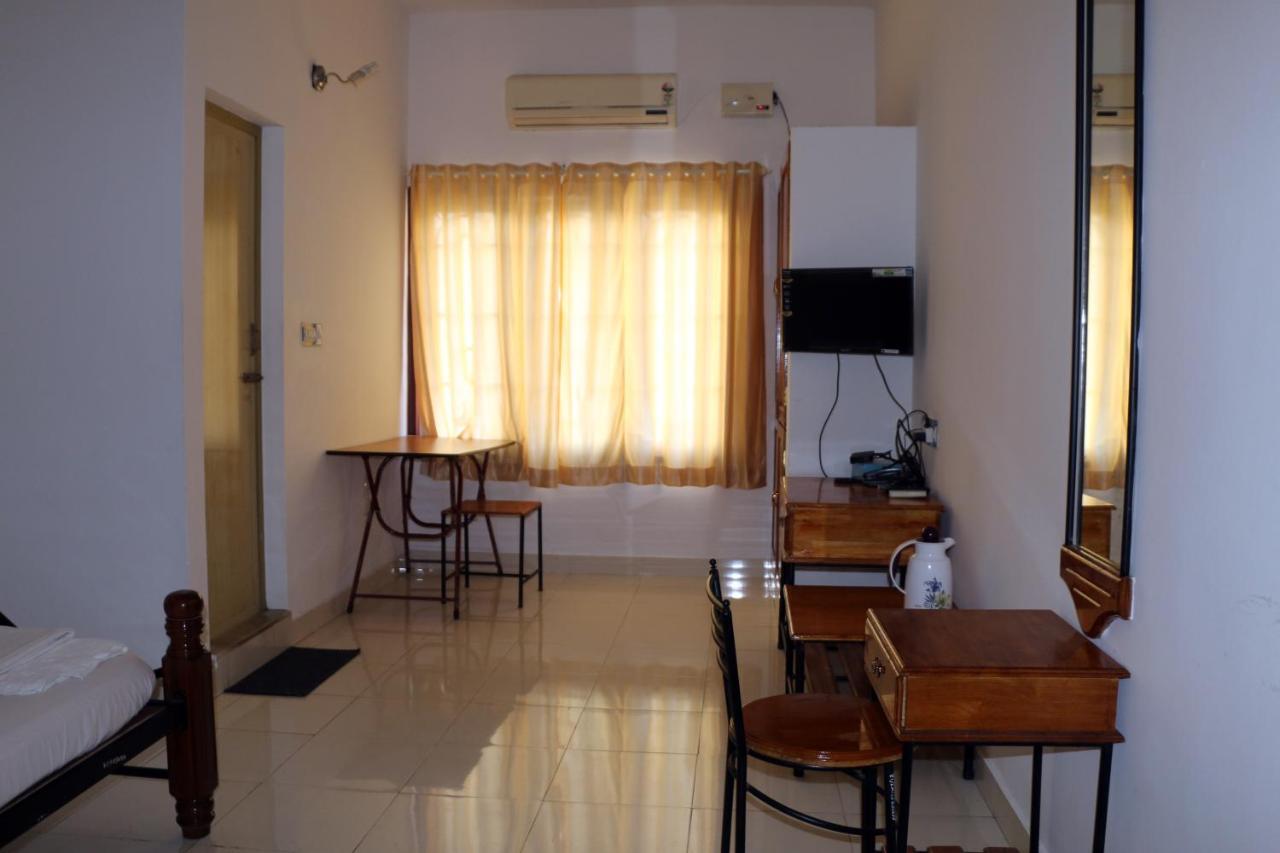 East Coast Hotell Thiruvananthapuram Eksteriør bilde