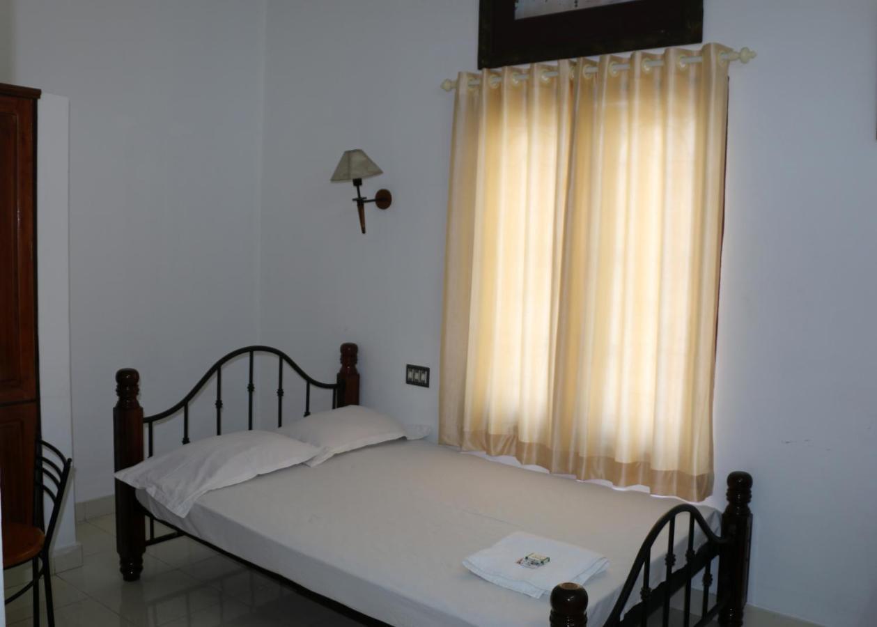 East Coast Hotell Thiruvananthapuram Eksteriør bilde
