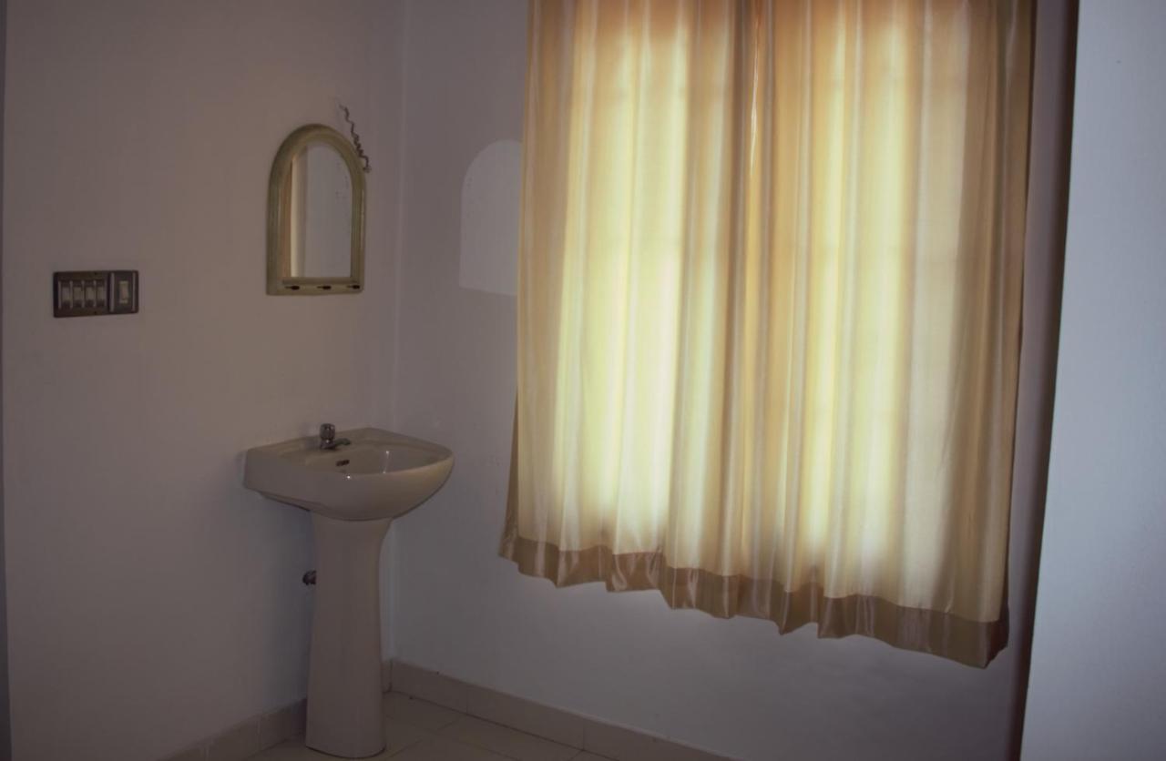 East Coast Hotell Thiruvananthapuram Eksteriør bilde